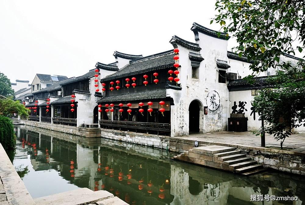 学习探索专属知识星球平台 - 指甲上有白点和竖纹是什么原因汇集最新资讯